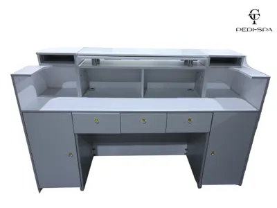 Manicure Table view 3